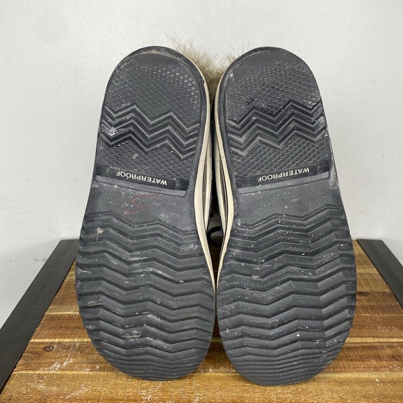 Sorel Joan Of Arctic Women’s Waterproof Boot: Size 8.5 - Picture 6 of 10